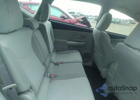 2012 Toyota Prius V Three z USA, uszkodzony, nr VIN JTDZN3EU6C3122936